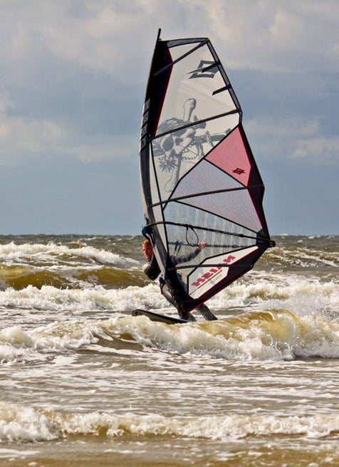 Miete dir Windsurfmaterial bei Surf und Segel Hiddensee